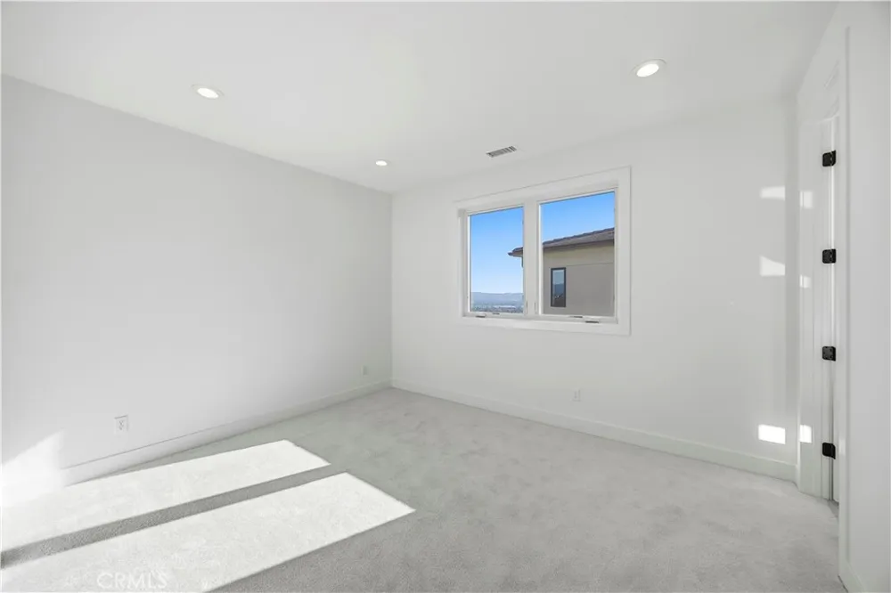 20138 W Marlow Porter Ranch, CA 91326