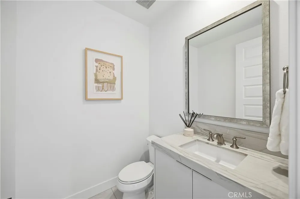 20138 W Marlow Porter Ranch, CA 91326