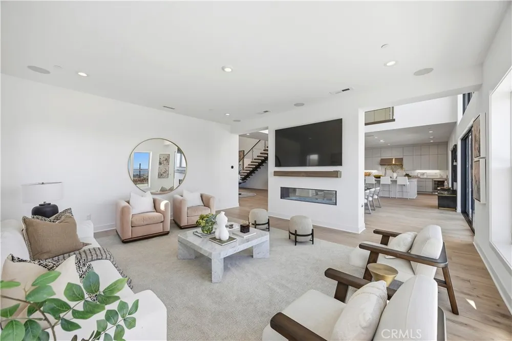 20138 W Marlow Porter Ranch, CA 91326