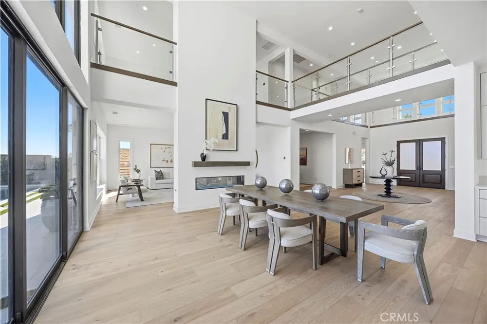 20138 W Marlow Porter Ranch, CA 91326