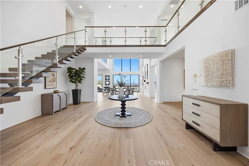 20138 W Marlow Porter Ranch, CA 91326