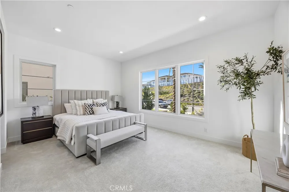 20138 W Marlow Porter Ranch, CA 91326