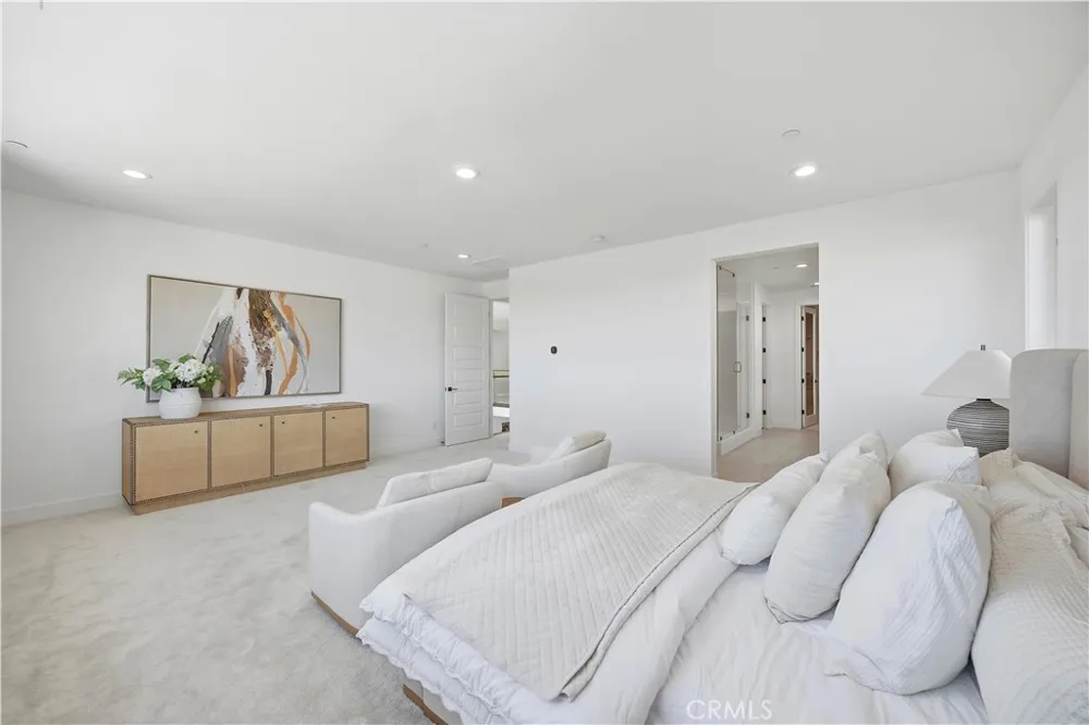 20138 W Marlow Porter Ranch, CA 91326