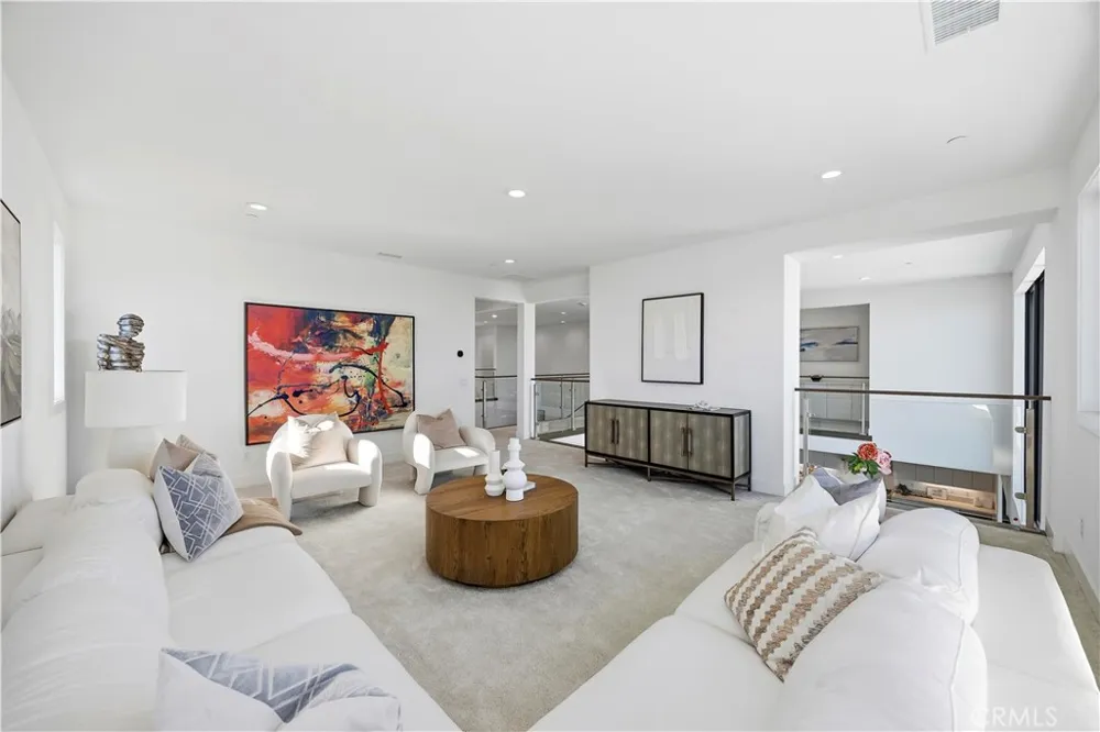 20138 W Marlow Porter Ranch, CA 91326