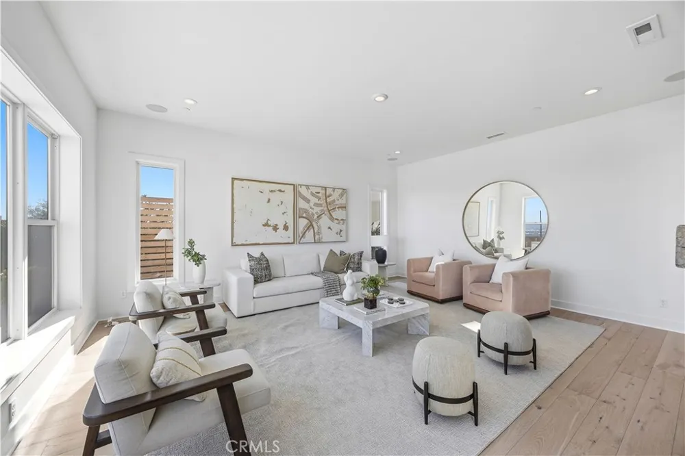 20138 W Marlow Porter Ranch, CA 91326