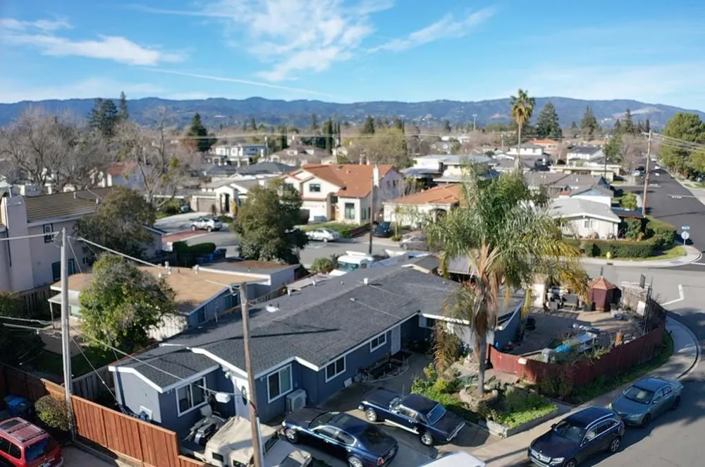 18940 Loree Avenue Cupertino, CA 95014