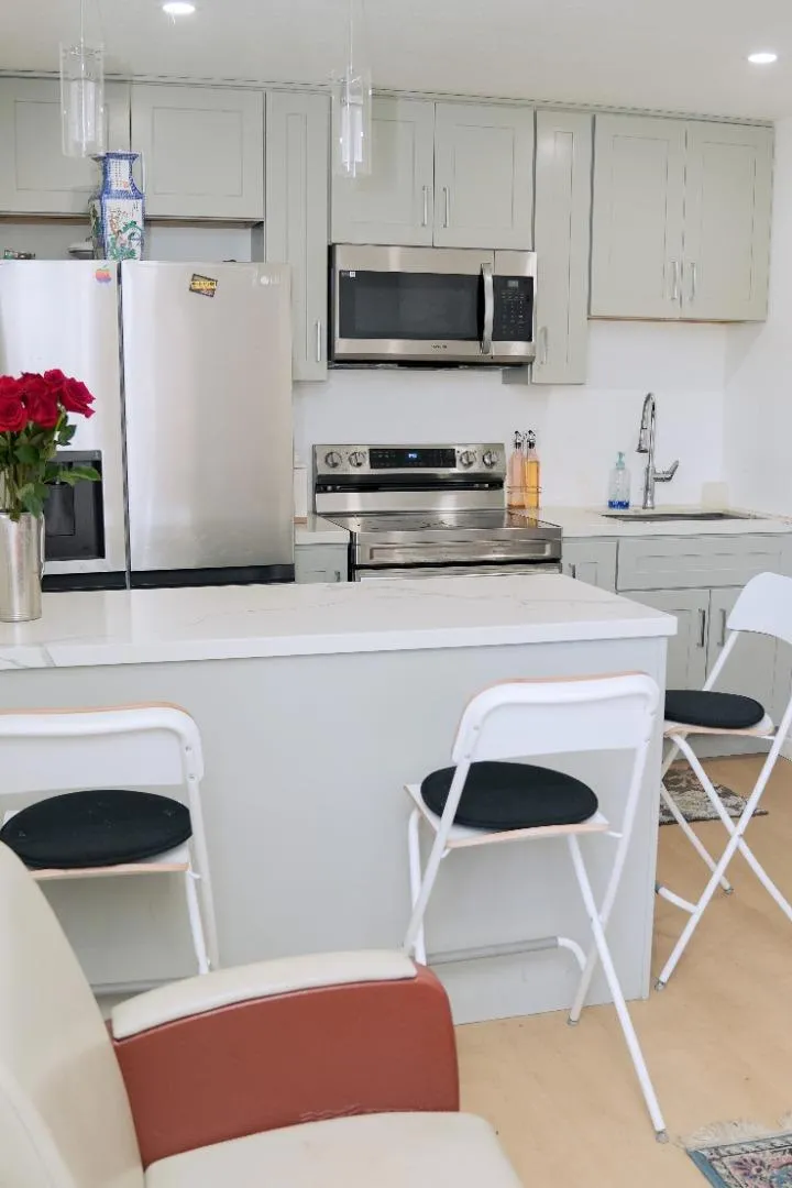 18940 Loree Avenue Cupertino, CA 95014