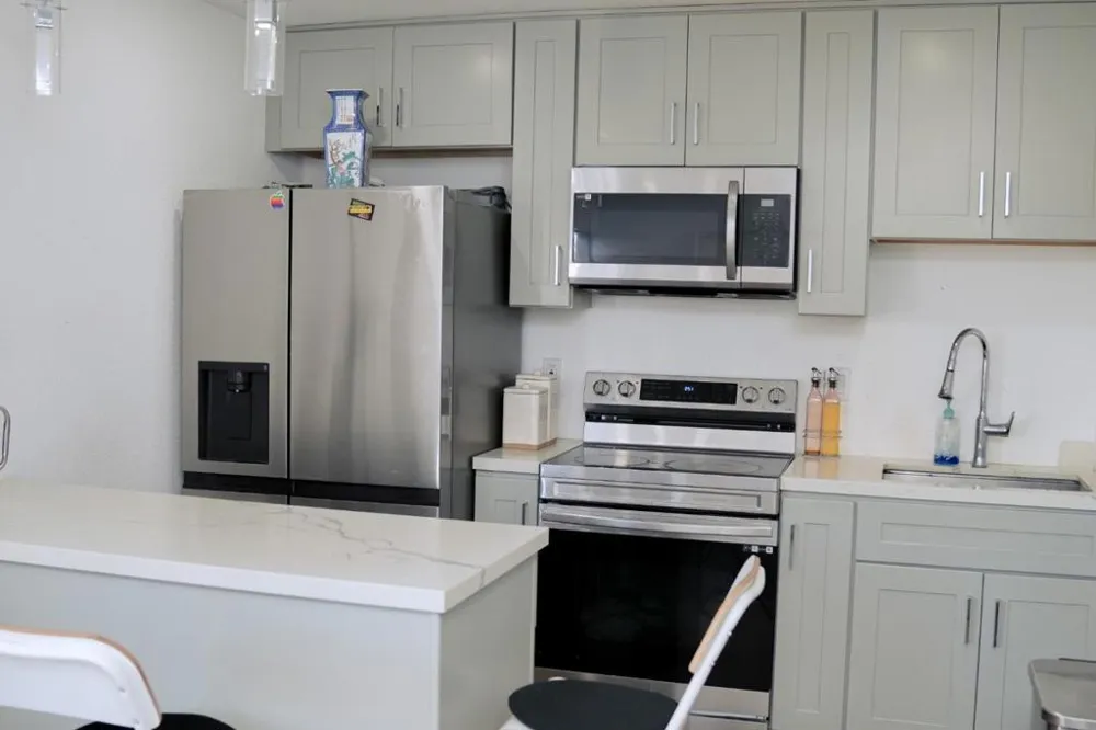 18940 Loree Avenue Cupertino, CA 95014