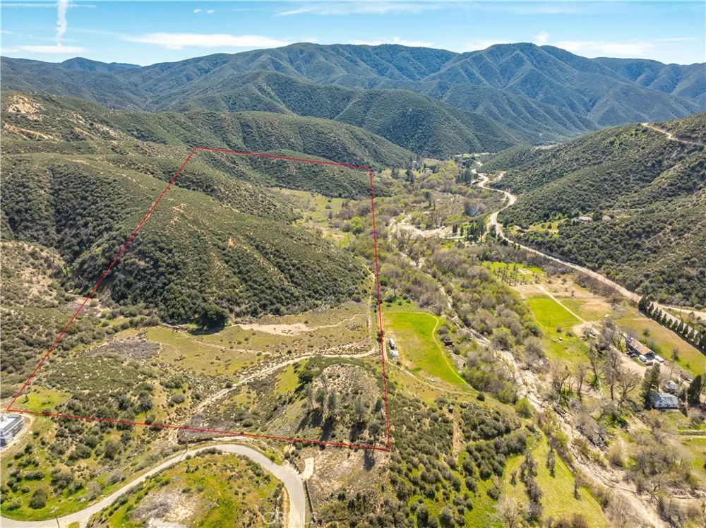 43460 Newview Drive Lake Hughes, CA 93532