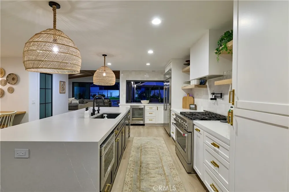 2140 Mountain Vista Encinitas, CA 92024