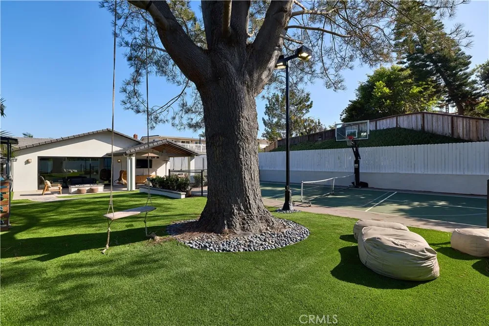 2140 Mountain Vista Encinitas, CA 92024