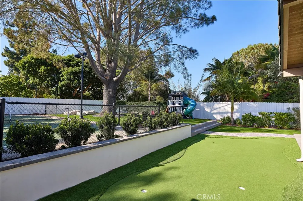 2140 Mountain Vista Encinitas, CA 92024