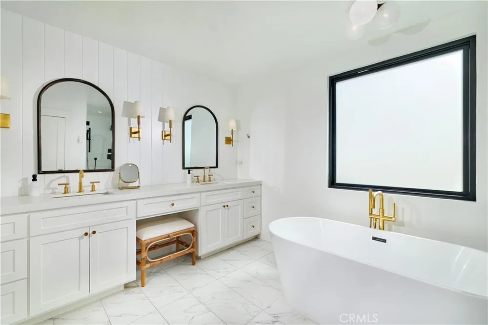 2140 Mountain Vista Encinitas, CA 92024