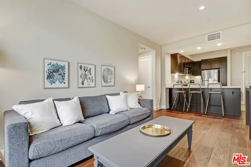 589 Americana Way #Marc 423 Glendale, CA 91210