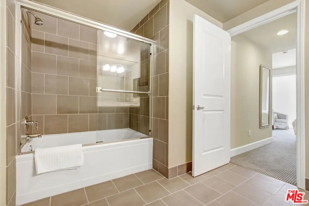 589 Americana Way #Marc 423 Glendale, CA 91210