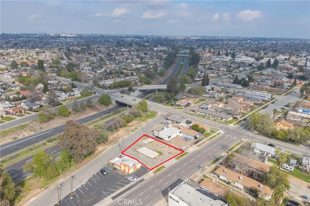 217 Niles Place Bakersfield, CA 93305