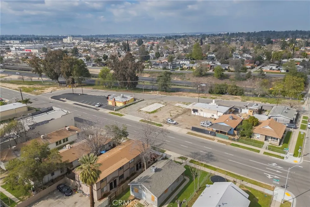 217 Niles Place Bakersfield, CA 93305