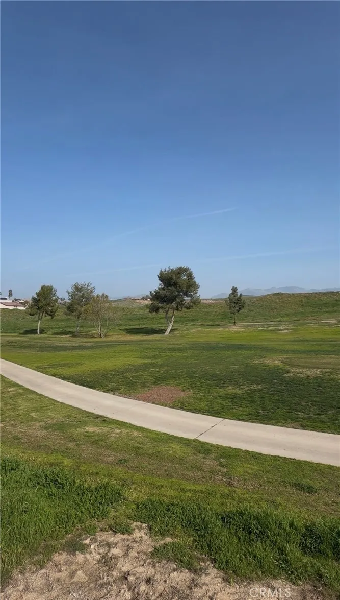5608 Via Venezia Bakersfield, CA 93306