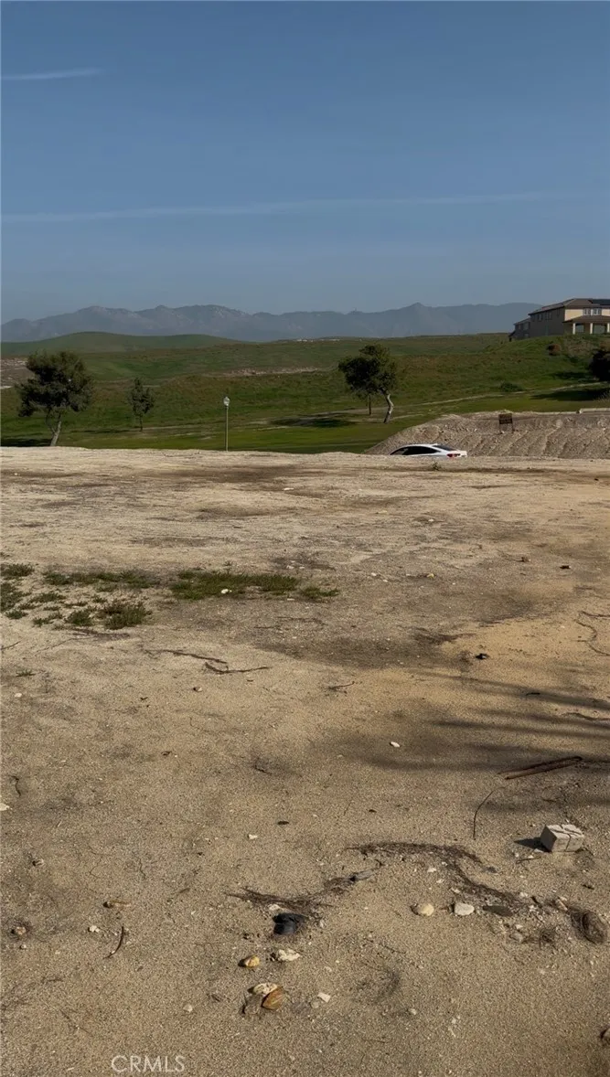 5608 Via Venezia Bakersfield, CA 93306