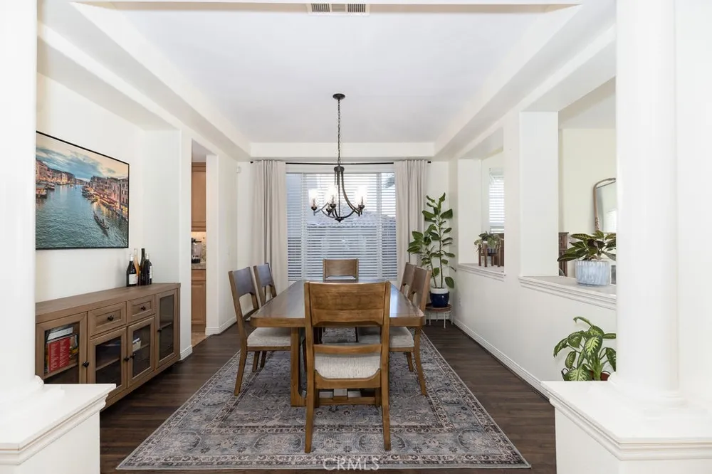 63 Volta Del Tintori Lake Elsinore, CA 92532