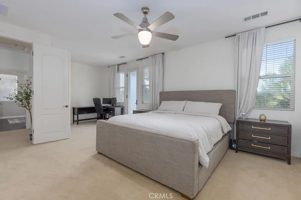 63 Volta Del Tintori Lake Elsinore, CA 92532