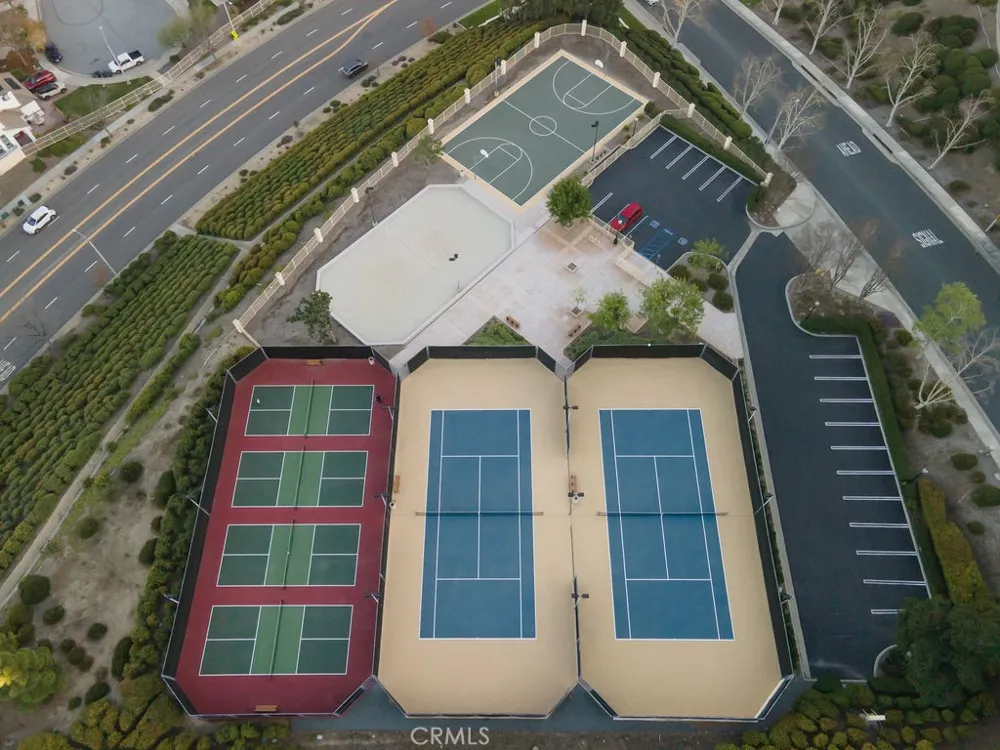 63 Volta Del Tintori Lake Elsinore, CA 92532