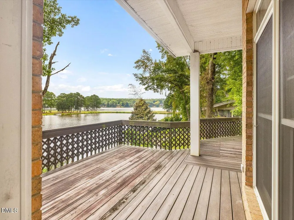 275 Lake Point Sanford, NC 27332