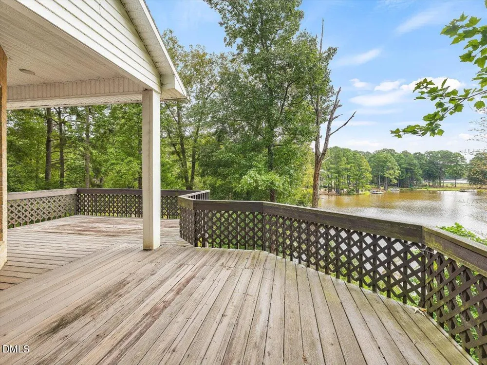 275 Lake Point Sanford, NC 27332