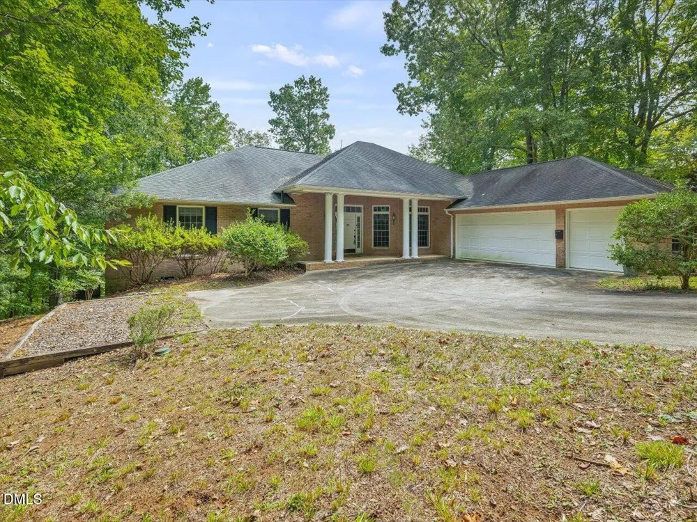275 Lake Point Sanford, NC 27332
