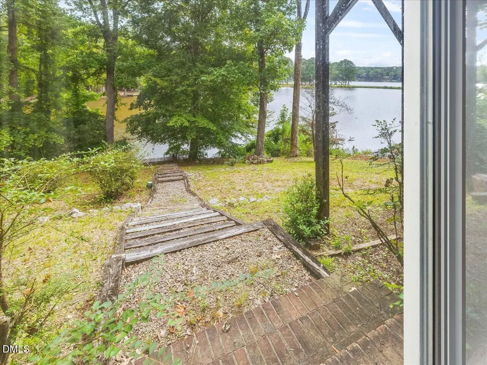 275 Lake Point Sanford, NC 27332