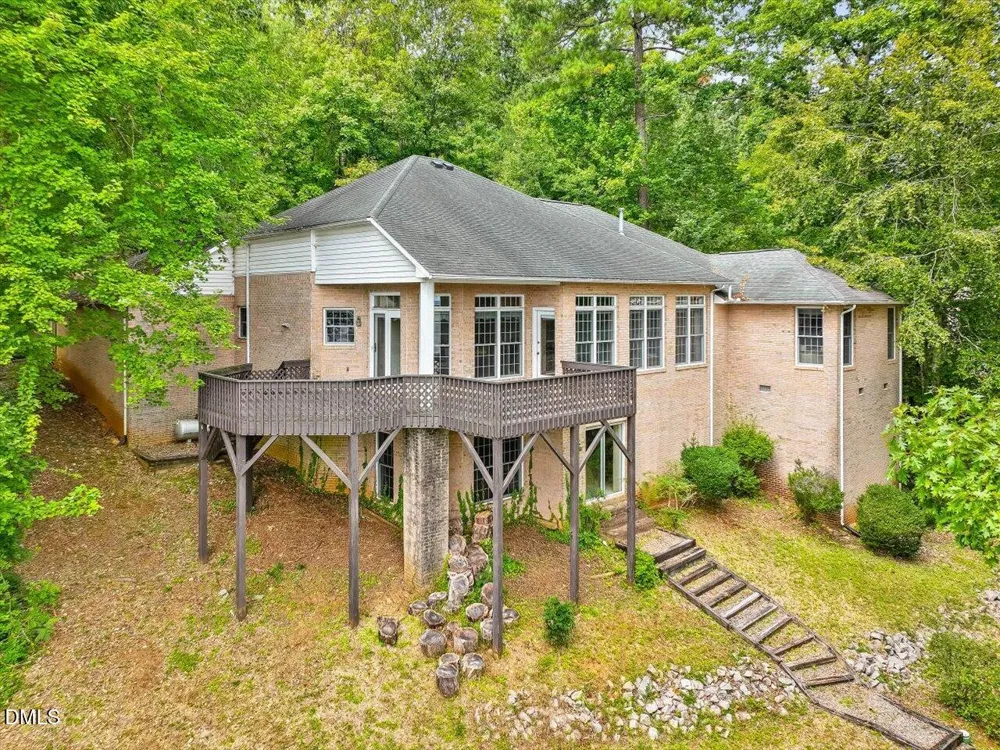 275 Lake Point Sanford, NC 27332