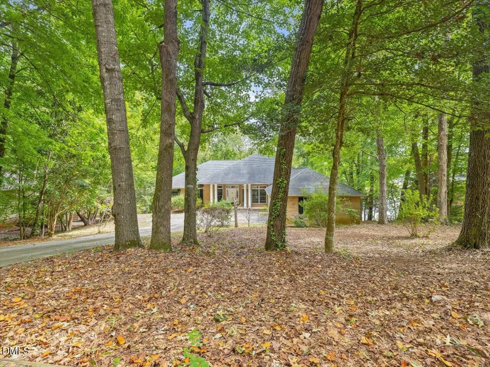 275 Lake Point Sanford, NC 27332