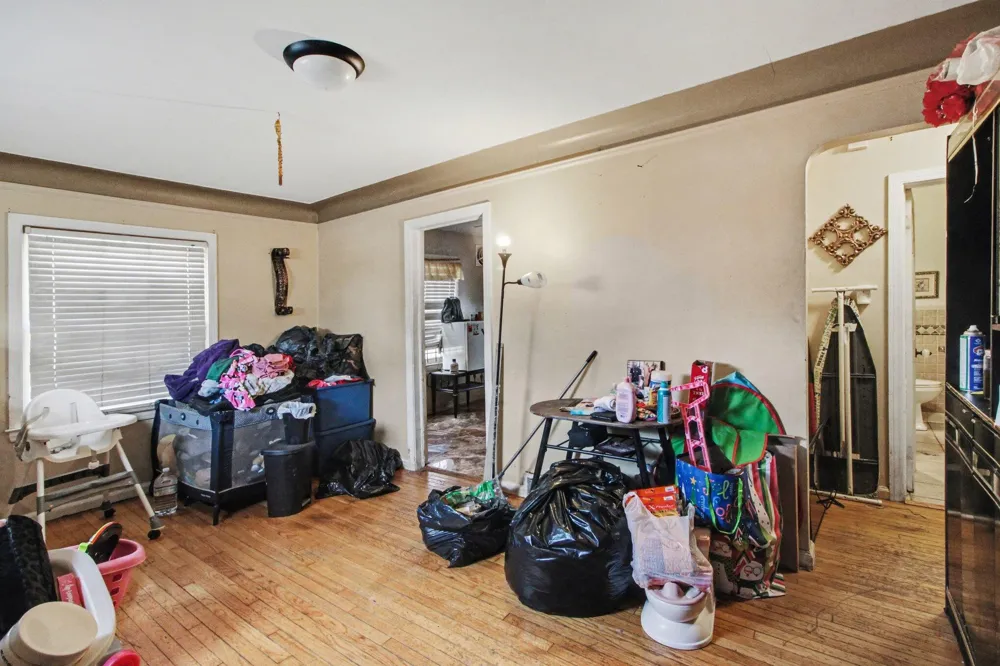 8304 Robson Street Detroit, MI 48228