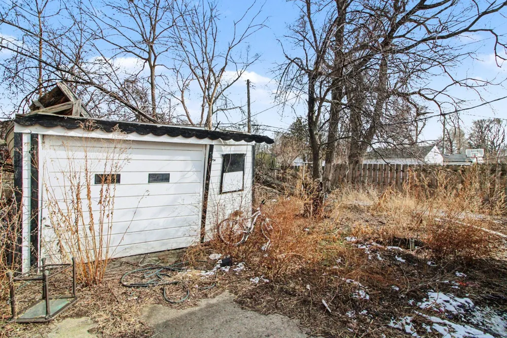 8304 Robson Street Detroit, MI 48228