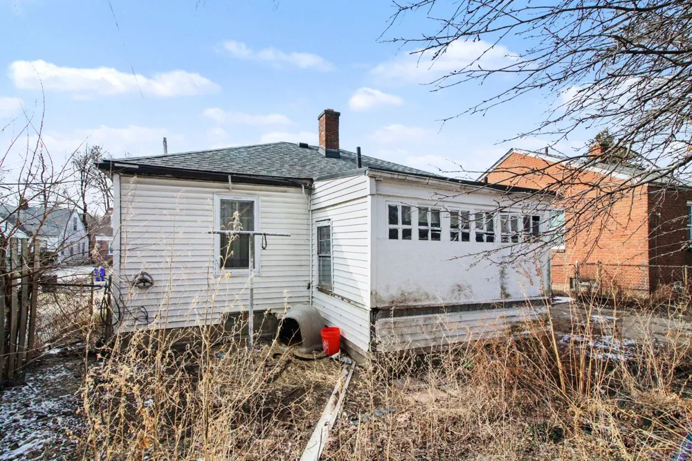 8304 Robson Street Detroit, MI 48228
