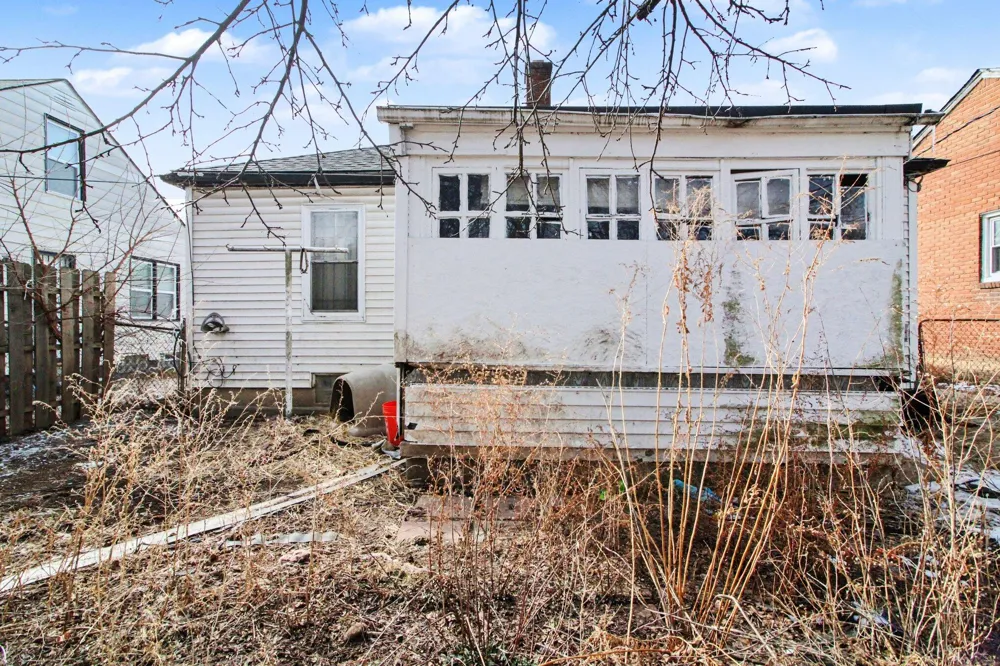 8304 Robson Street Detroit, MI 48228