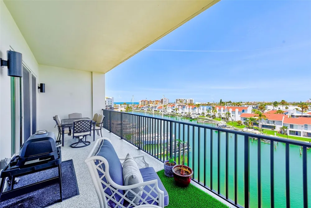 400 150TH AVENUE #504 Madeira Beach, FL 33708