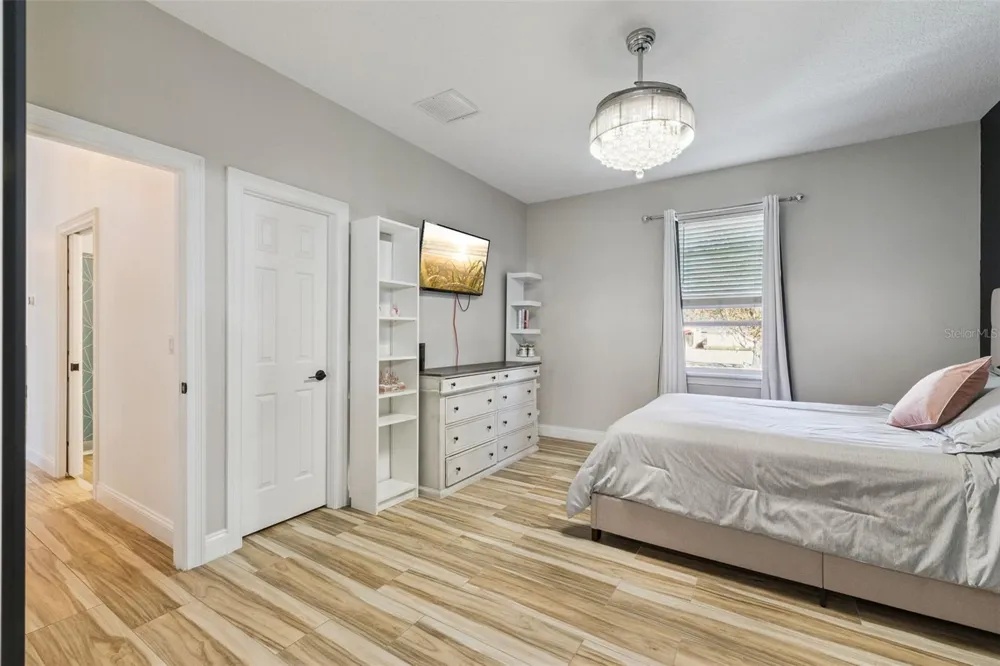 32345 WOLFS TRAIL Sorrento, FL 32776