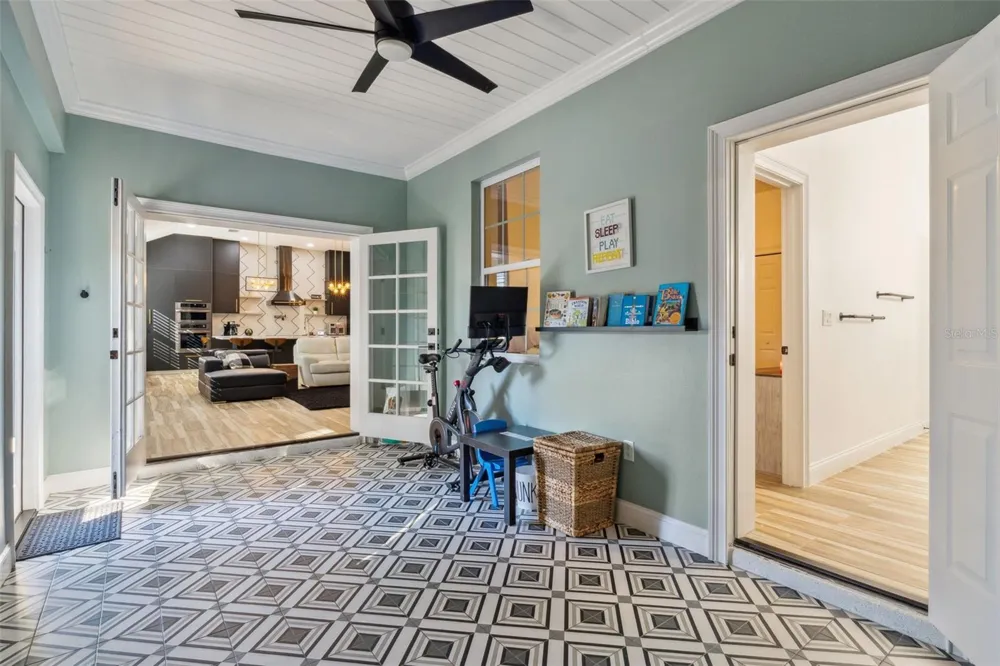32345 WOLFS TRAIL Sorrento, FL 32776
