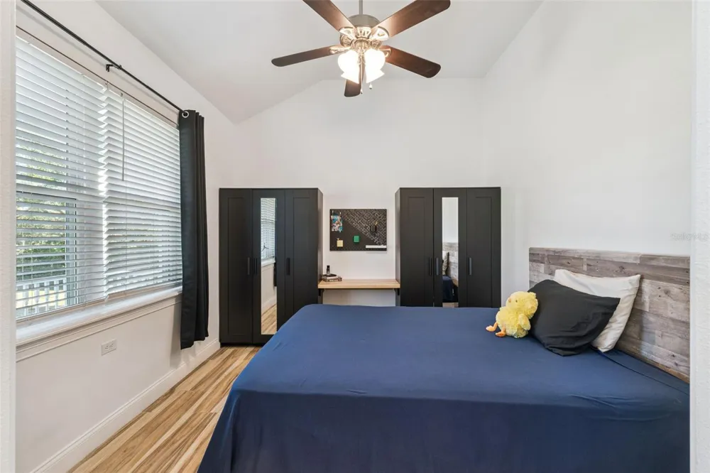 32345 WOLFS TRAIL Sorrento, FL 32776