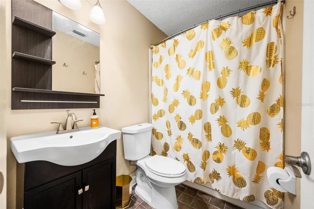 3012 NW 28TH CIRCLE Gainesville, FL 32605