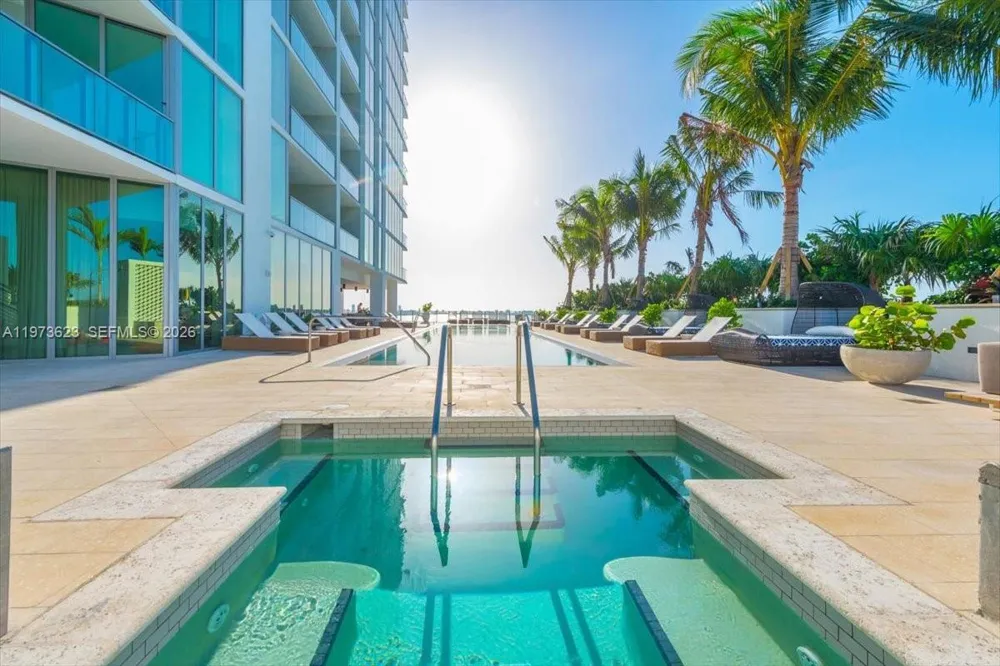 2900 NE 7th Ave #3004 Miami, FL 33137