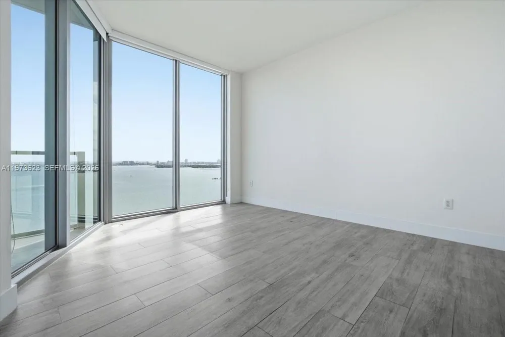 2900 NE 7th Ave #3004 Miami, FL 33137