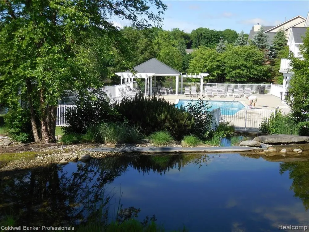 49554 GLACIER S Northville Township, MI 48168
