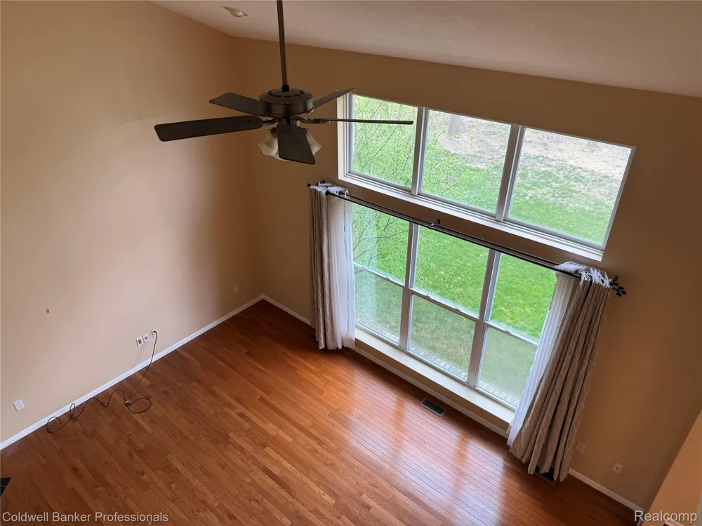 49554 GLACIER S Northville Township, MI 48168