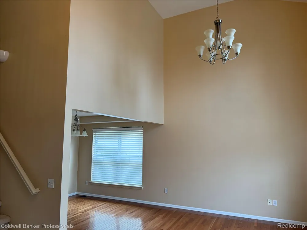 49554 GLACIER S Northville Township, MI 48168