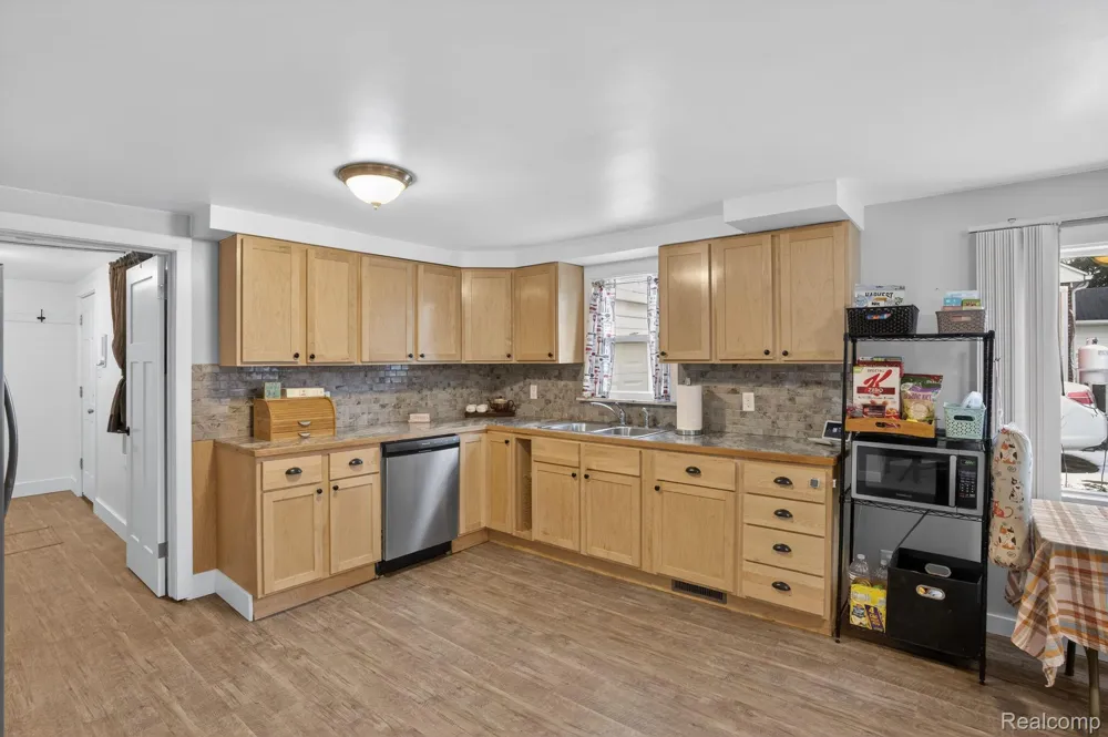 3066 Schaefer Street Carrollton Township, MI 48604