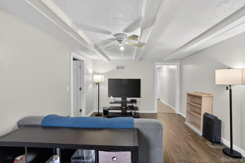 3066 Schaefer Street Carrollton Township, MI 48604
