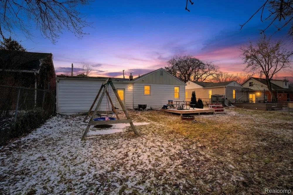 3066 Schaefer Street Carrollton Township, MI 48604