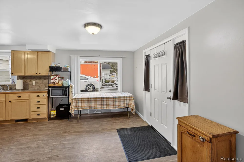 3066 Schaefer Street Carrollton Township, MI 48604